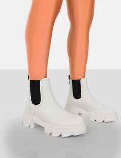 PUBLIC DESIRE - BYMIDNIGHT WHITE BOOTS